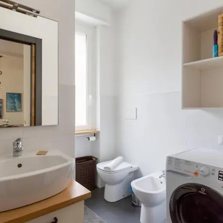 Life & Mico Cosy And Functional Milão