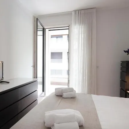Апартаменты Tortona Halldis