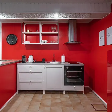 3 Design Near City Center Milano