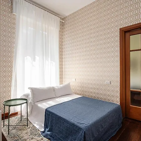 Appartamento 3 Design Near City Center
