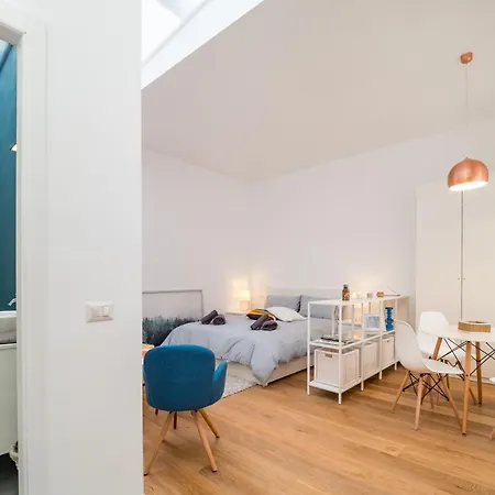 Apartment Accademia Milan