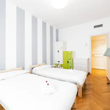 Loreto Elegant Flat Milan