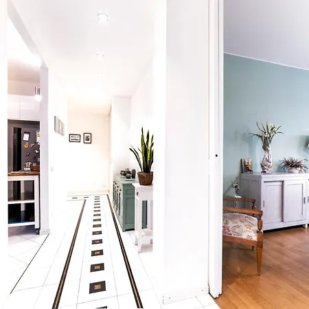 Loreto Elegant Flat Milan