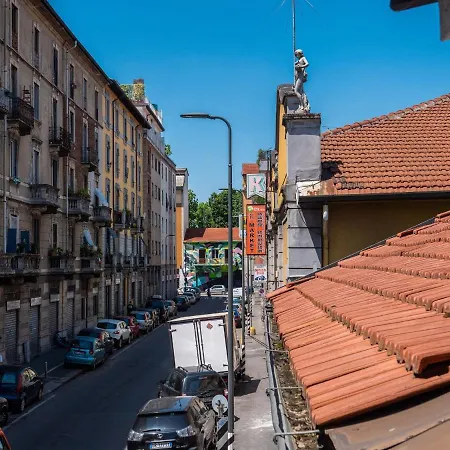 The Best Rent - Cozy Attic With Balcony In Nolo District Apartment