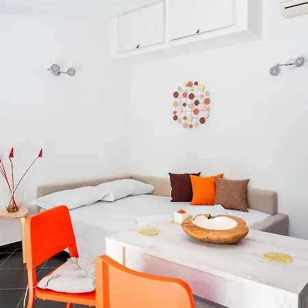 The Best Rent - Cozy Attic With Balcony In Nolo District Apartment *
