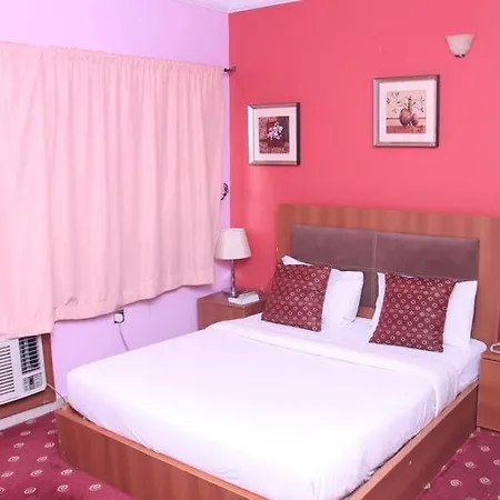 Grand Ibro Annex Hotel