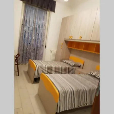 Konukevi Simple Room Ca Granda M5