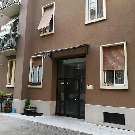 Simple Room Ca Granda M5 * Milan