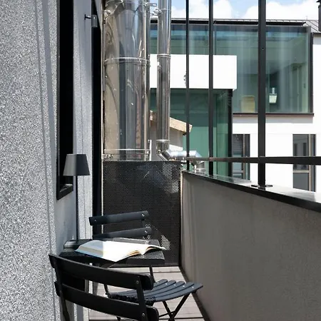 Bmore Apartments Duomo - Luxury Apartments Near Duomo 밀라노