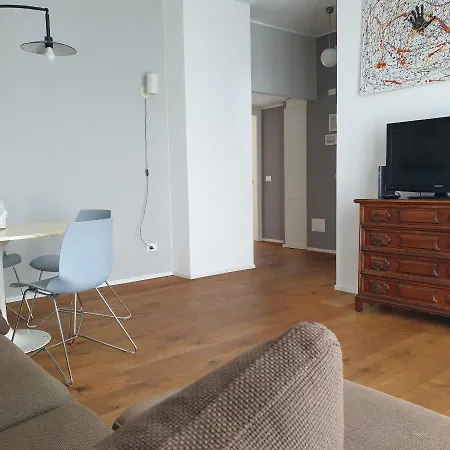 Kibilu - Via Inganni Apartment *