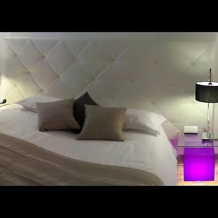 Bed & Breakfast Casa Calicantus 2*