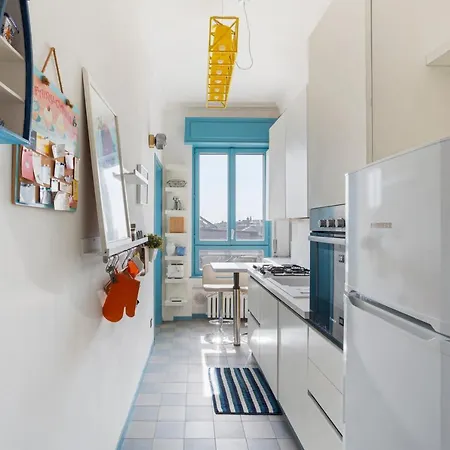 Apartment The Blue Nest With A View - 7th Floor- Via Palestrina Milan