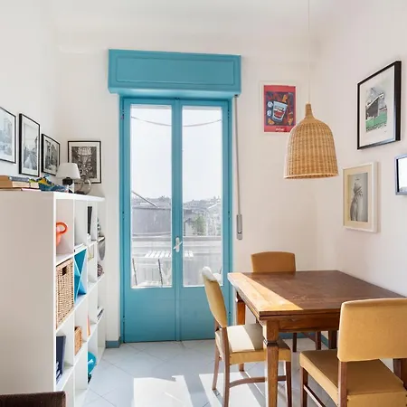 The Blue Nest With A View - 7th Floor- Via Palestrina Διαμέρισμα *