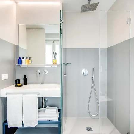Victor Boutique Hotell 3*