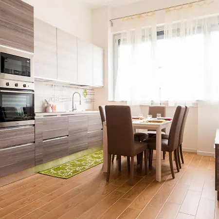 Appartement The Rent - One Bedroom Close Crescenzago Subway