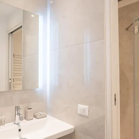 The Best Rent - Cozy One-bedroom Near Central Station * Milan