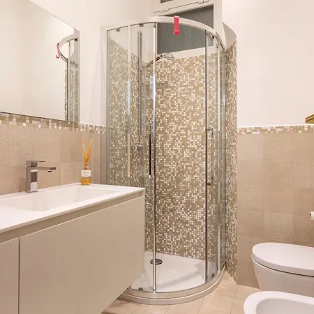 Restayled Chic Apartement- Via Ozieri Apartament *
