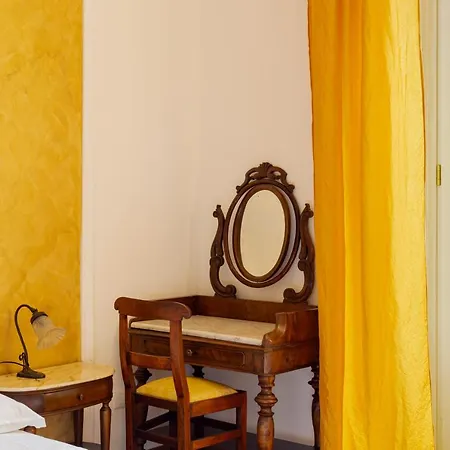 Restayled Chic Apartement- Via Ozieri Mediolan