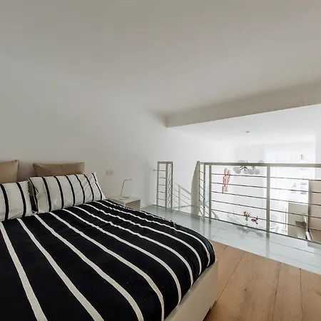 Luxury Loft Castello Apartment