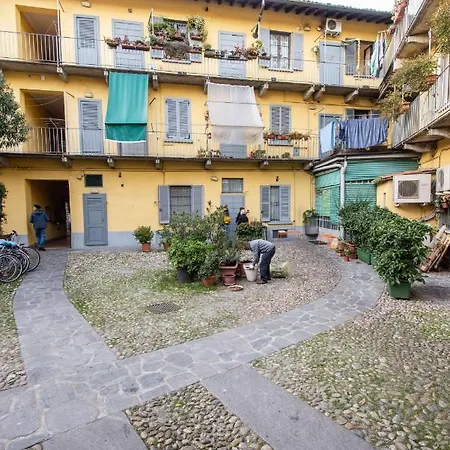 Charming Ringhiera * Milánó