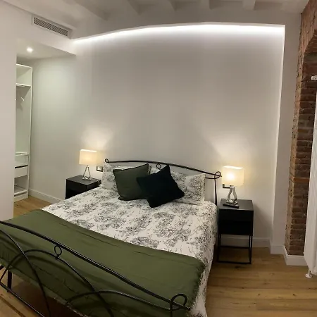 Apartment Luxury In Center Milan