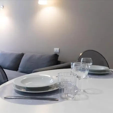 Apartman Freguglia 2 *