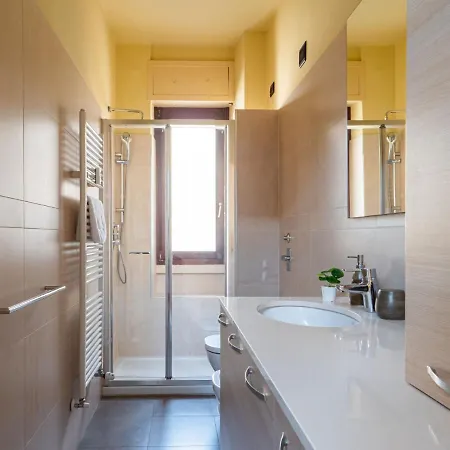 The Rent - Three-bedroom In Acquabella
