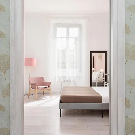 Hemeras Boutique Homes - 4 Design Homes In Center Apartment