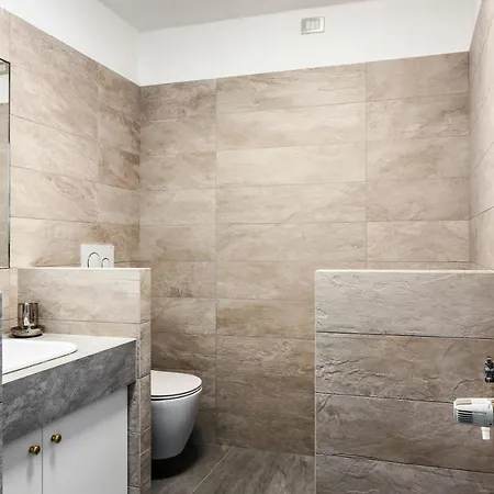 Hostmate - - Vicolo Fiori - Brera Milano