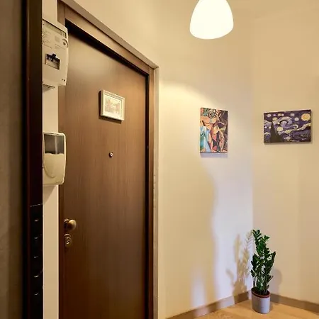 Apartament Skyline *