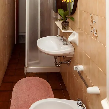 Doria Guest House *