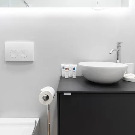 Baracchini 9 B Milano