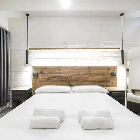 Bullona Design Flat - M5 Gerusalemme And Domodossola Milánó