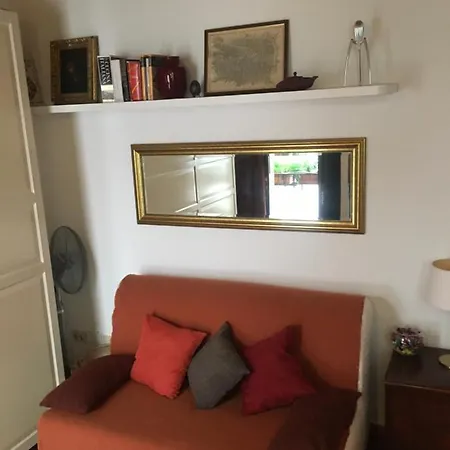 Maison Flo * Milan