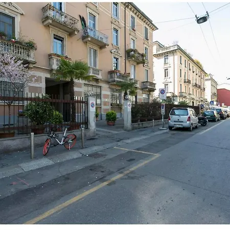 Splendido Bilocale In Via Orti - A Pochi Metri Dal Policlinico Appartamento