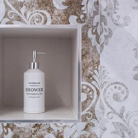 Enjoy Duomo - Flavio Baracchini 9 - 4* Milano