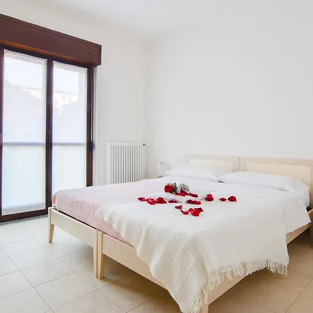 Candoglia Halldis Apartments Apartment *