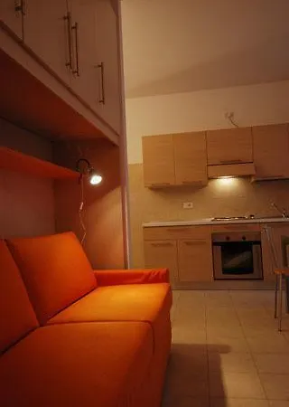 Candoglia Halldis Apartments *