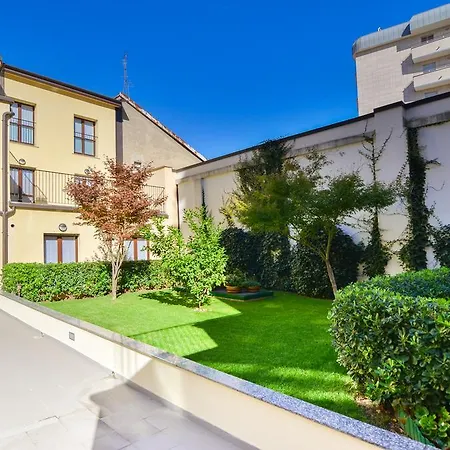 Candoglia Halldis Apartments * Milan