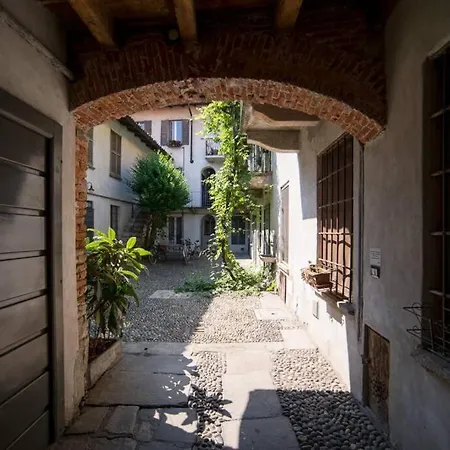 Apartment Hbhall Navigli 2