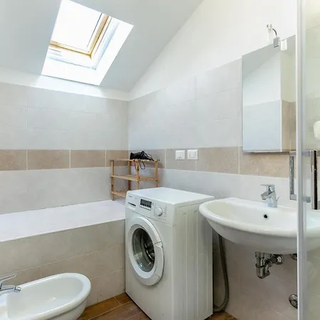 Alessia's Flat - Affori ميلان