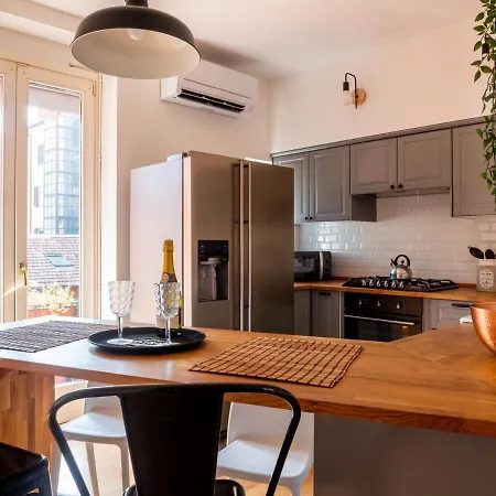 The Best Rent - Large Three Bedrooms In