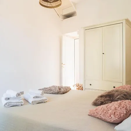 The Best Rent - Large Three Bedrooms In Milan