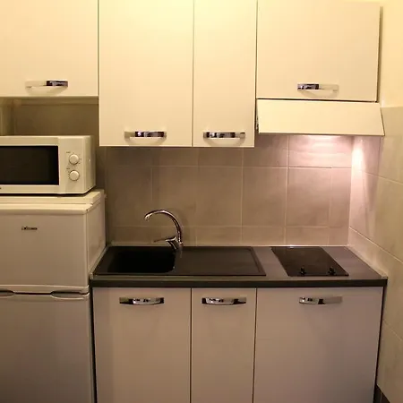 Apartment Homes *