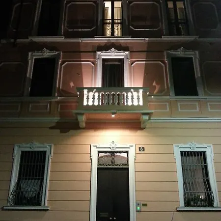 Casa Calicantus Nocleg ze śniadaniem Mediolan