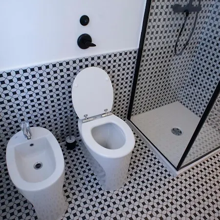 Daire Pop_house, In The Heart Of Milano!