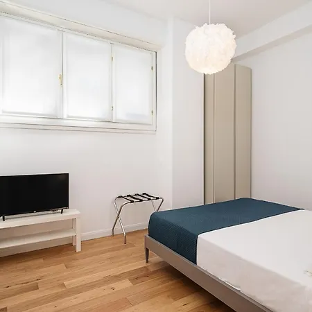 Hemeras Boutique Homes : 3 In Center Milan