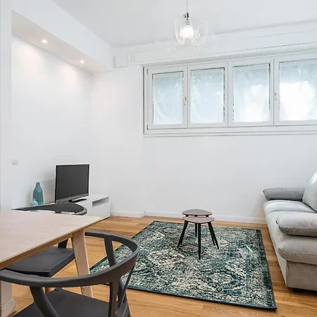 Hemeras Boutique Homes : 3 In Center Apartment Milan