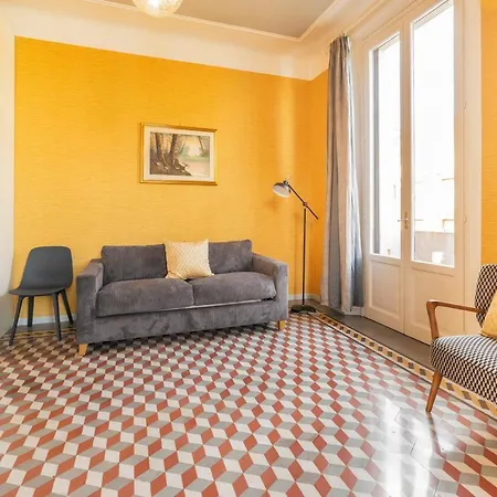 Guesthost - Isola District & Istria M5 Apt!