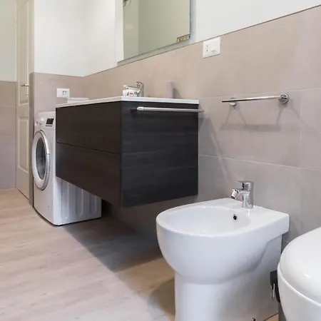 Daire Italianway Easy - Porta Nuova 6 *